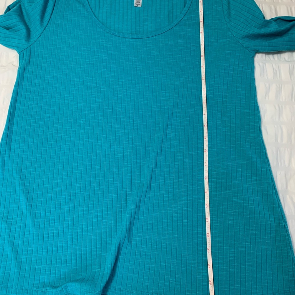 LuLa Roe Ribbed Top - Picture 11 of 16